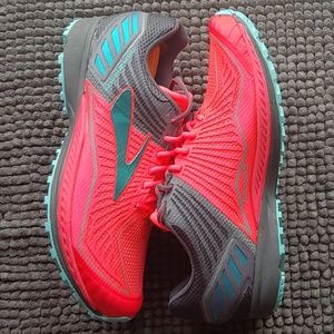 brooks mazama womens